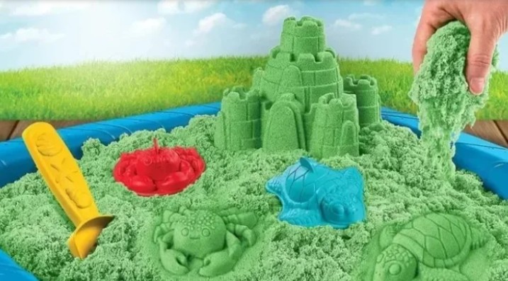 وزارة التجارة تحذّر من توريد  لعب أطفال تحتوي على مادة مسرطنة